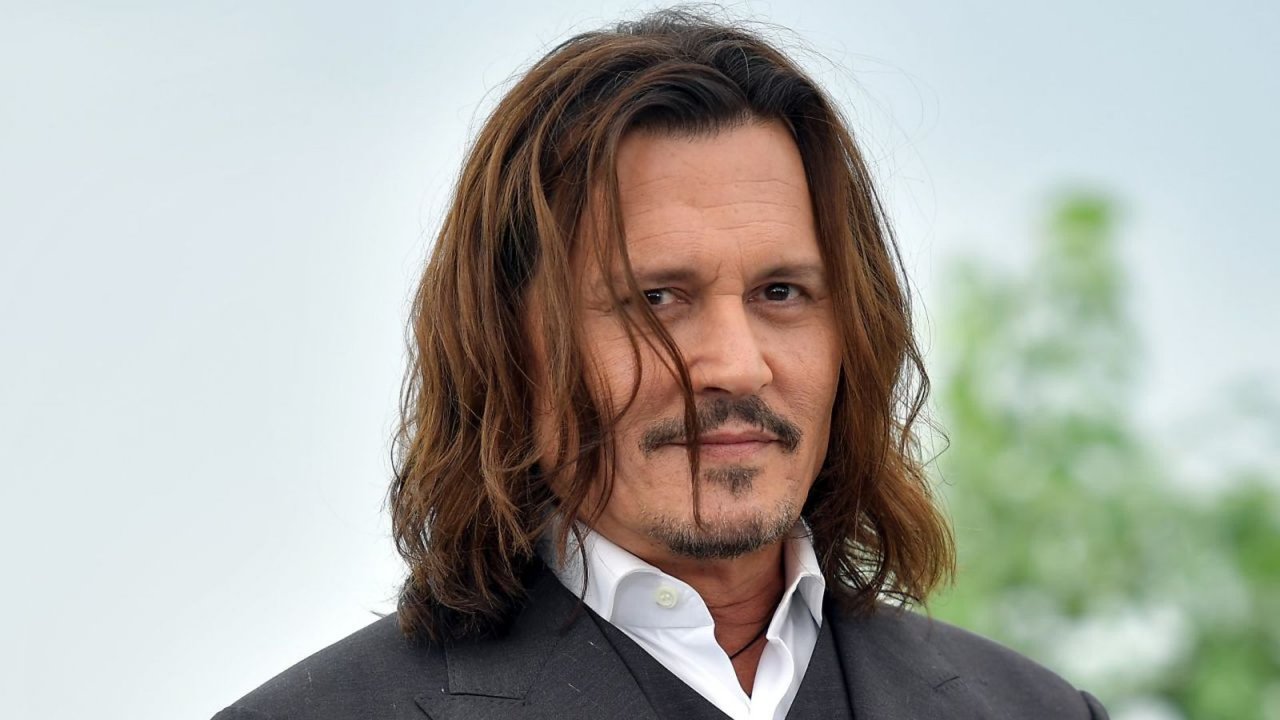 Johnny Depp gira Modigliani a Budapest, le foto dal set