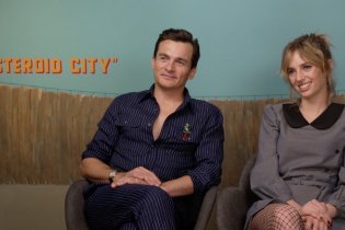 Asteroid City: intervista a Maya Hawke e Rupert Friend
