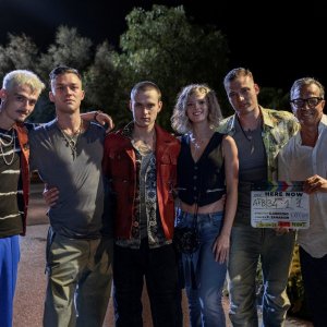 Here Now: Gabriele Muccino e i suoi giovani interpreti sul set a Palermo