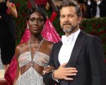 Joshua Jackson e Jodie Turner-Smith divorziano dopo tre anni di matrimonio