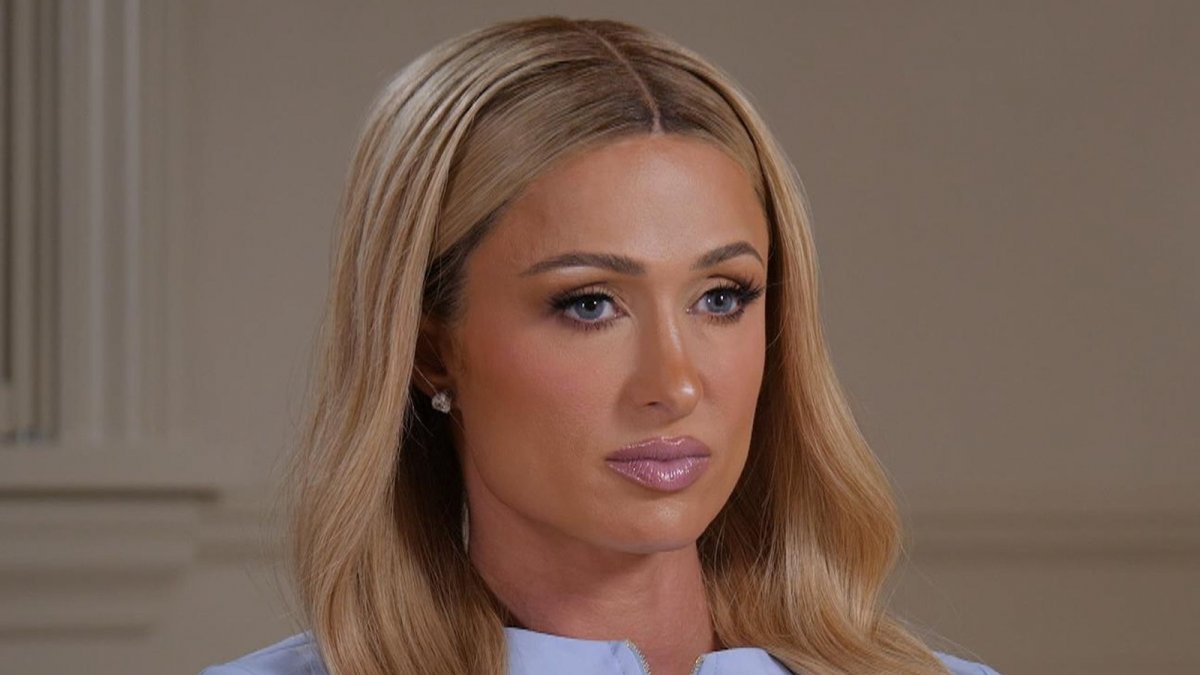 Paris Hilton annuncia un accordo con X di Elon Musk per la creazione di video e attività di shopping