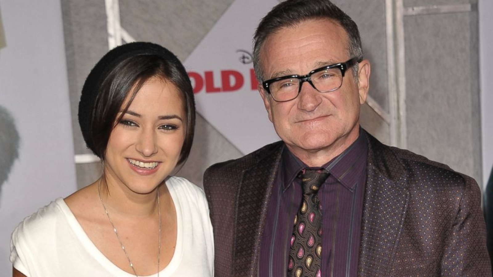 Robin Williams: la figlia Zelda condanna l'uso 'disturbante' dell'AI per ricreare la voce del padre