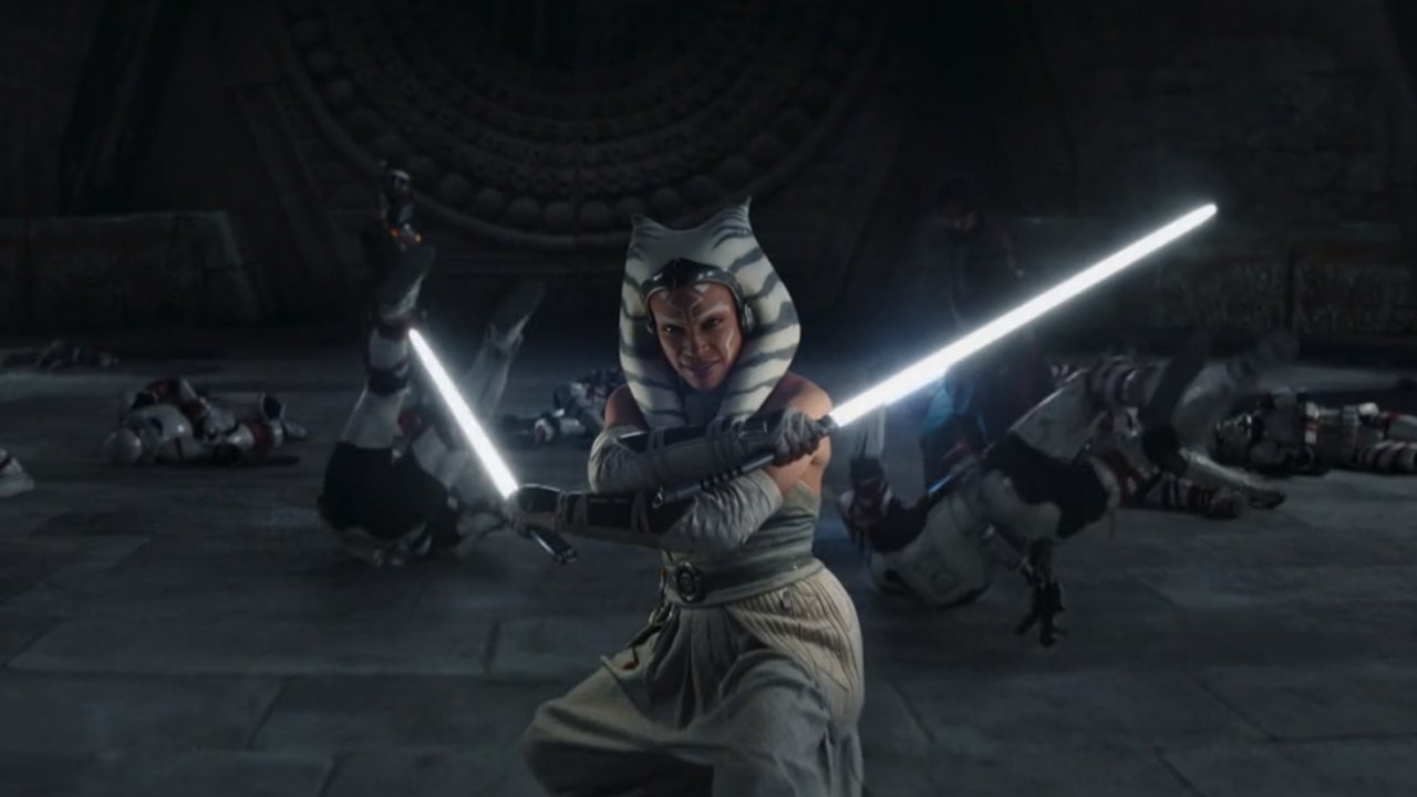Rosario Dowson in una scena di Ahsoka