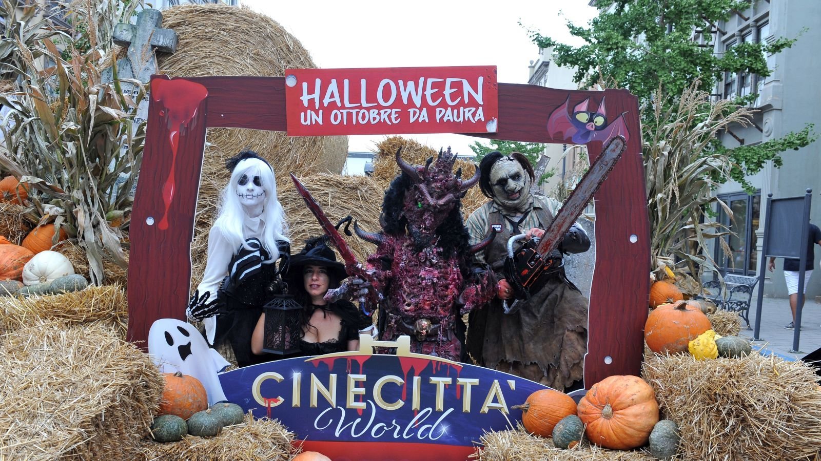 Zucche stregate e divertimento da paura: l’Halloween più lungo d’Italia è a Cinecittà World