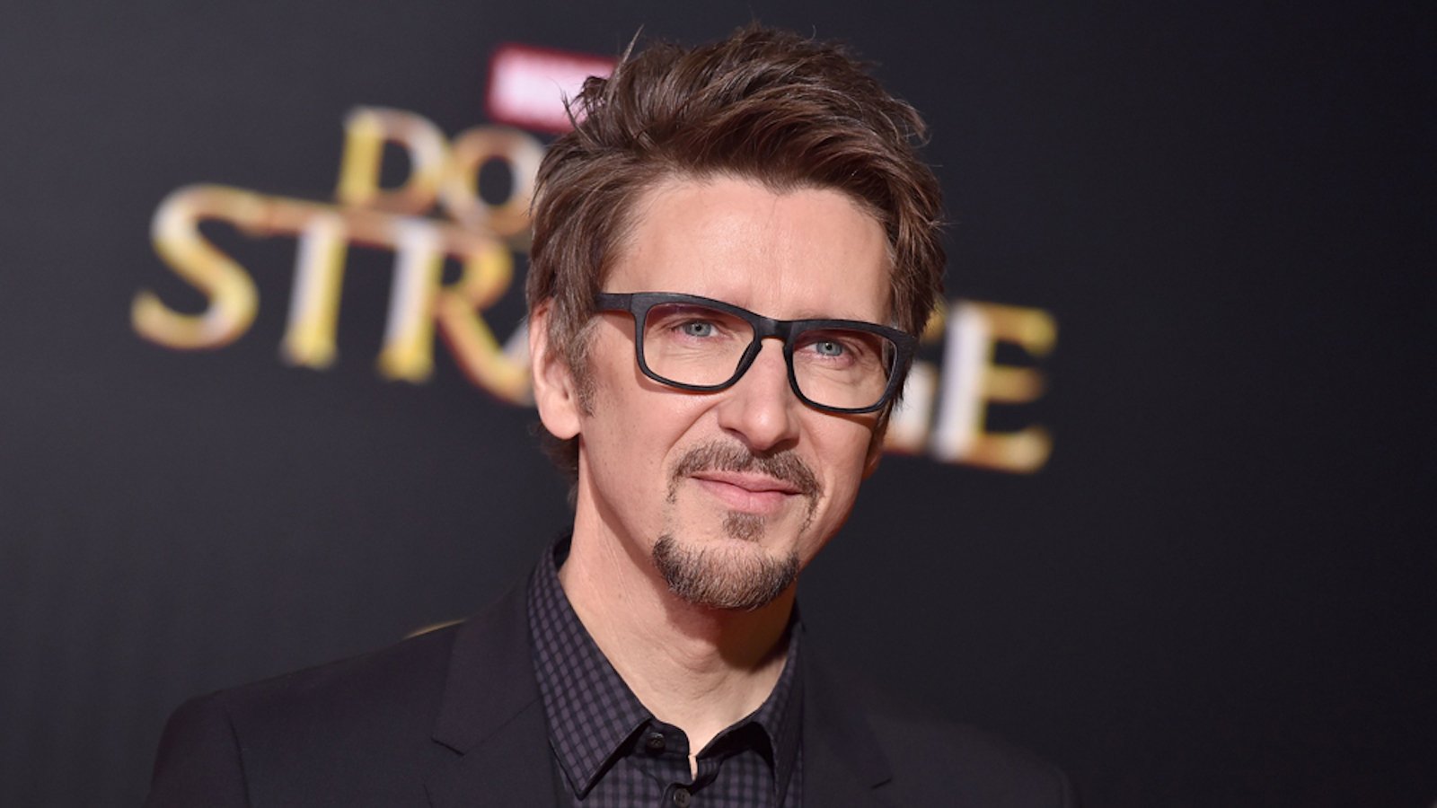 Скотт дерриксон. Скотт Дерриксон 2016. Дэвис Дерриксон. Scott Derrickson directing Doctor Strange.