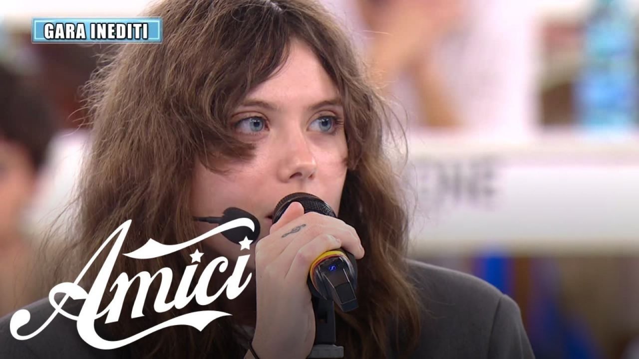 Amici 23, anticipazioni 8 ottobre: gli esiti delle sfide, gli ospiti e gli alunni a rischio