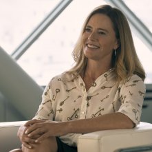 Gen V: Elisabeth Shue in un'immagine dello spin-off di The Boys