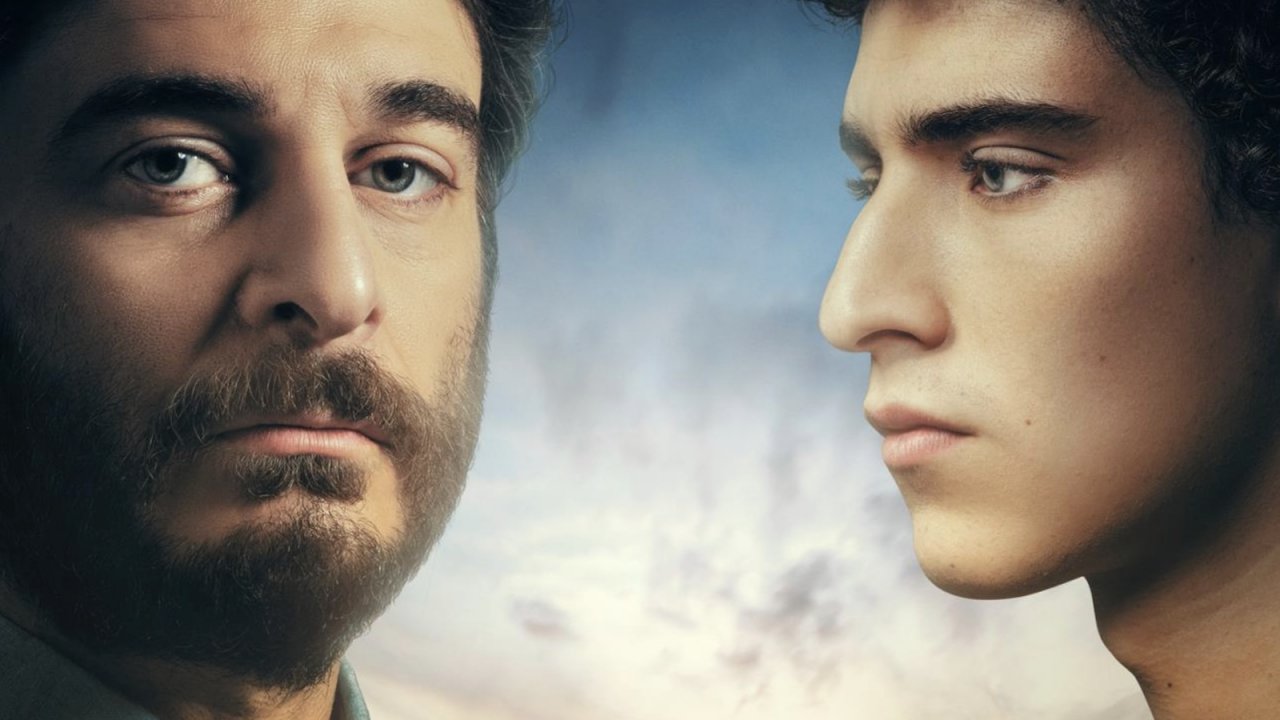 Un'estate fa, la recensione: ricordi, e misteri, di un'estate