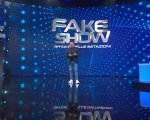 Fake Show-Diffidate delle imitazioni con Max Giusti stasera su Rai 2: anticipazioni, ospiti e cosa è successo