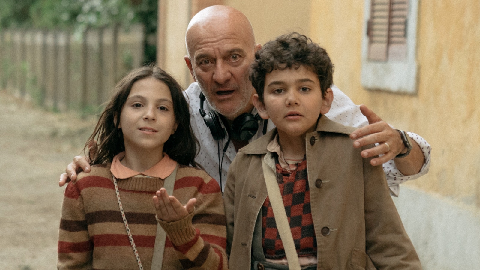 L'ultima volta che siamo stati bambini, Claudio Bisio: 'Un film per dire 'mai più'!'