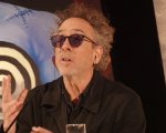 Tim Burton: primo sguardo alla docuserie sul regista nel breve teaser
