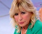 Uomini e Donne: Maria De Filippi contro Gemma Galgani: 'Tu sapevi di Maurizio'