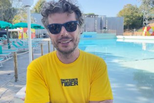 La vera storia degli 883: intervista a Sydney Sibilia