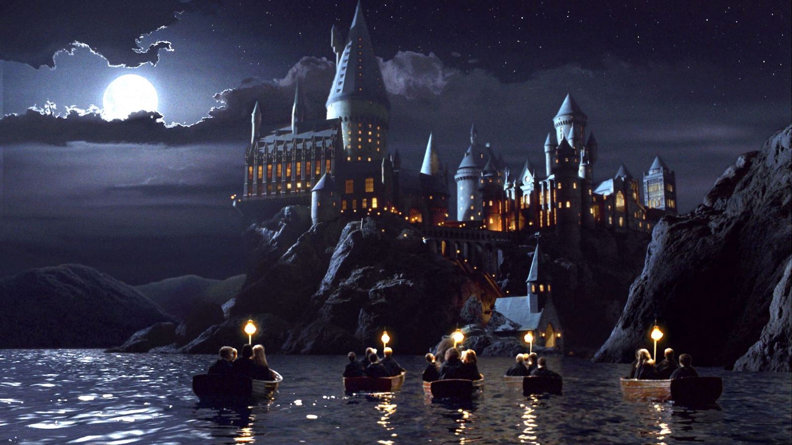 Harry Potter: l'incredibile set LEGO del castello di Hogwarts è sceso di  prezzo su
