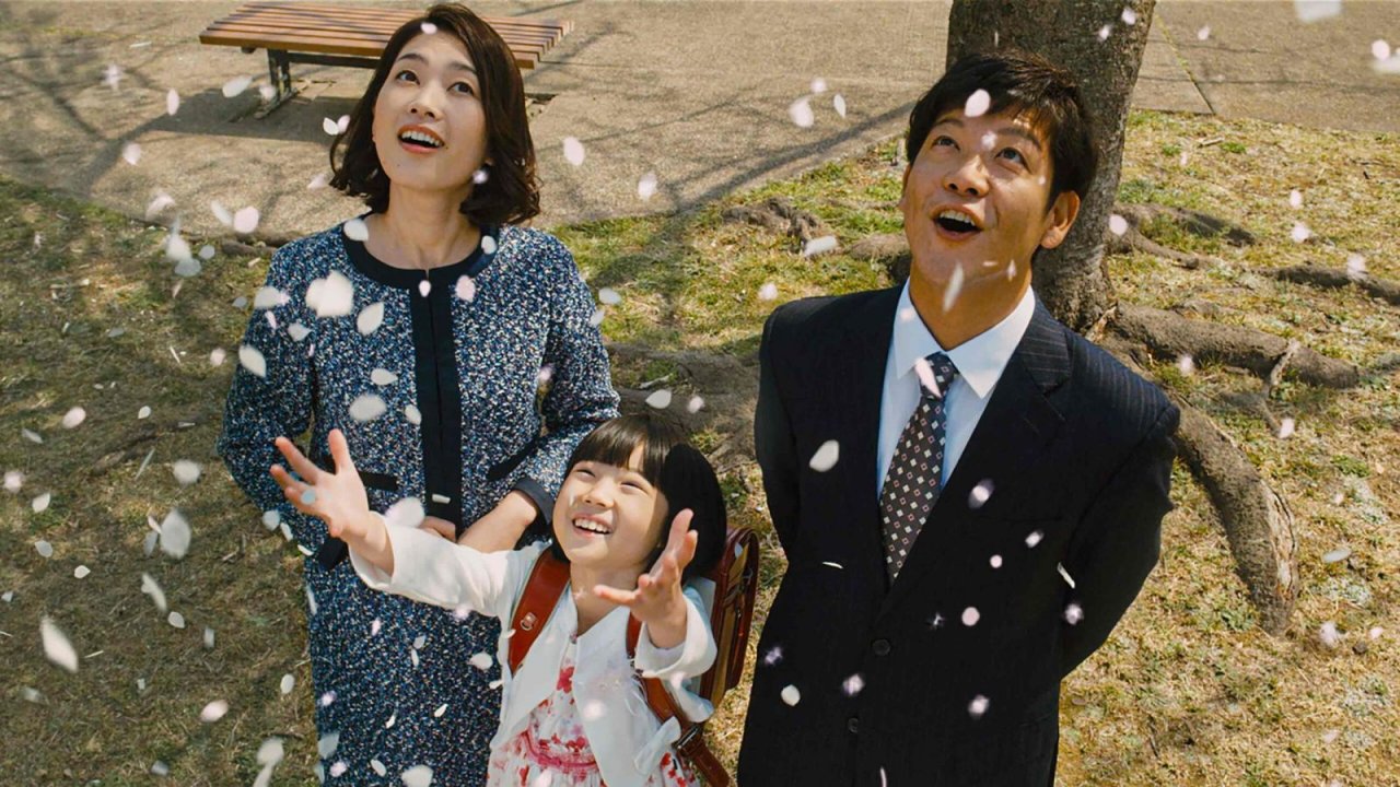 Foto di famiglia, la recensione: un film intimo e toccante, tra dolore e umanità