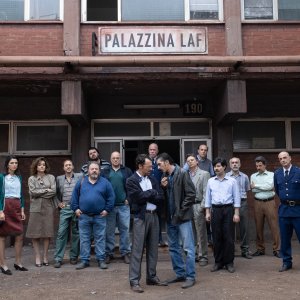 Palazzina LAF: una foto del cast