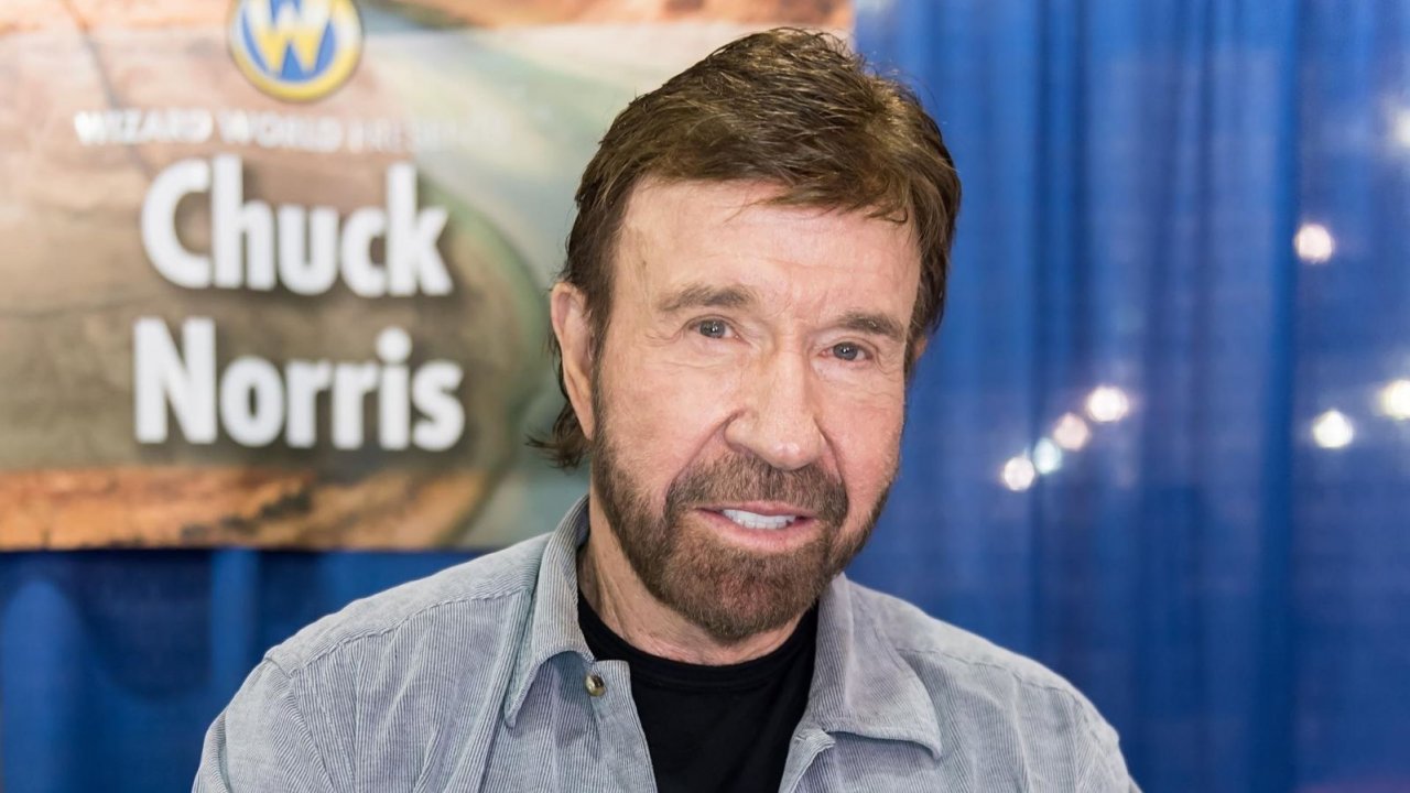 Chuck Norris e Vanilla Ice interpreteranno se stessi nell'horror comedy australiana Zombie Plane