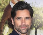 John Stamos: 'Una babysitter ha abusato di me quando ero piccolo'