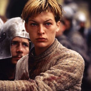 Giovanna D'Arco: Milla Jovovich in una scena