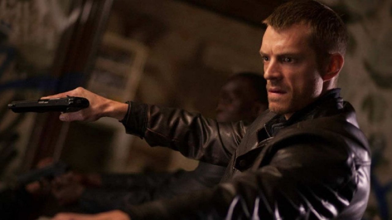 Silent Night - Il silenzio della vendetta: in esclusiva il poster italiano del ritorno all'azione di John Woo