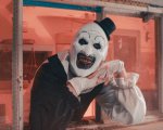 Terrifier: David Howard Thornton chiede la mano della fidanzata vestito da Art the Clown