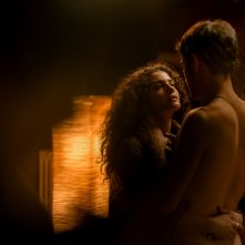 Nuovo Olimpo: Aurora Giovinazzo e Damiano Gavino in una scena del film