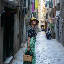 Posso entrare? An ode to Naples: Trudie Styler in una foto