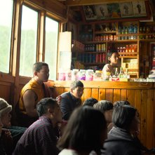 The Monk and the Gun: una sequenza del film