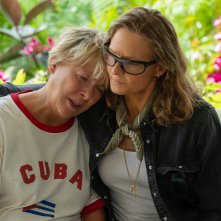 NYAD - Oltre l'oceano: Annette Bening e Jodie Foster in una scena del film