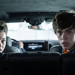Retribution: Jack Champion, Lilly Aspell in una scena del film