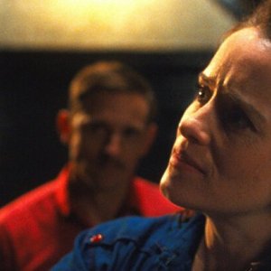Estranei: una foto del film