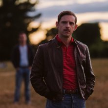 Estranei: Jamie Bell in una foto del film