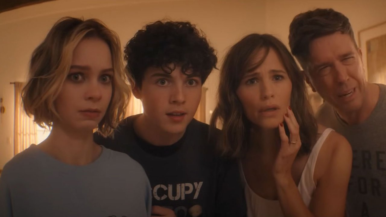 Family Switch: scambio di corpi in famiglia nel trailer della nuova commedia Netflix