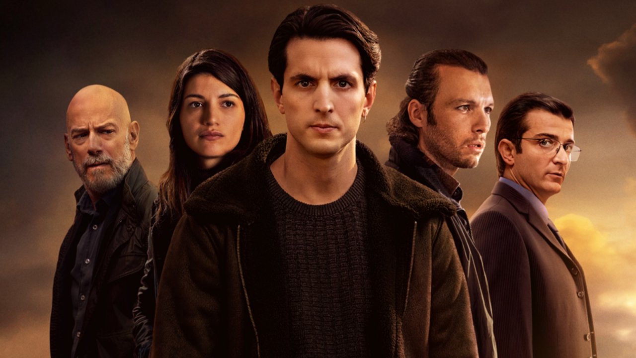 Suburræterna, la recensione dei primi episodi: Roma è Gotham City, Spadino è Batman