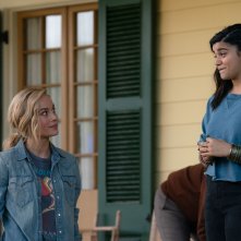 The Marvels: una foto di Brie Larson e Iman Vellani