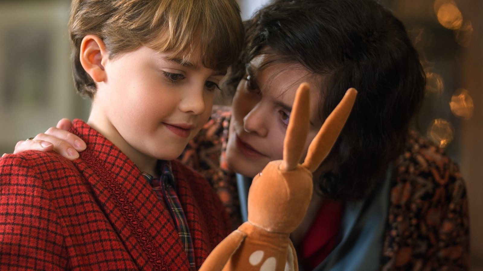 Il coniglietto di velluto: il trailer del nuovo speciale per bambini e famiglie con Helena Bonham Carter