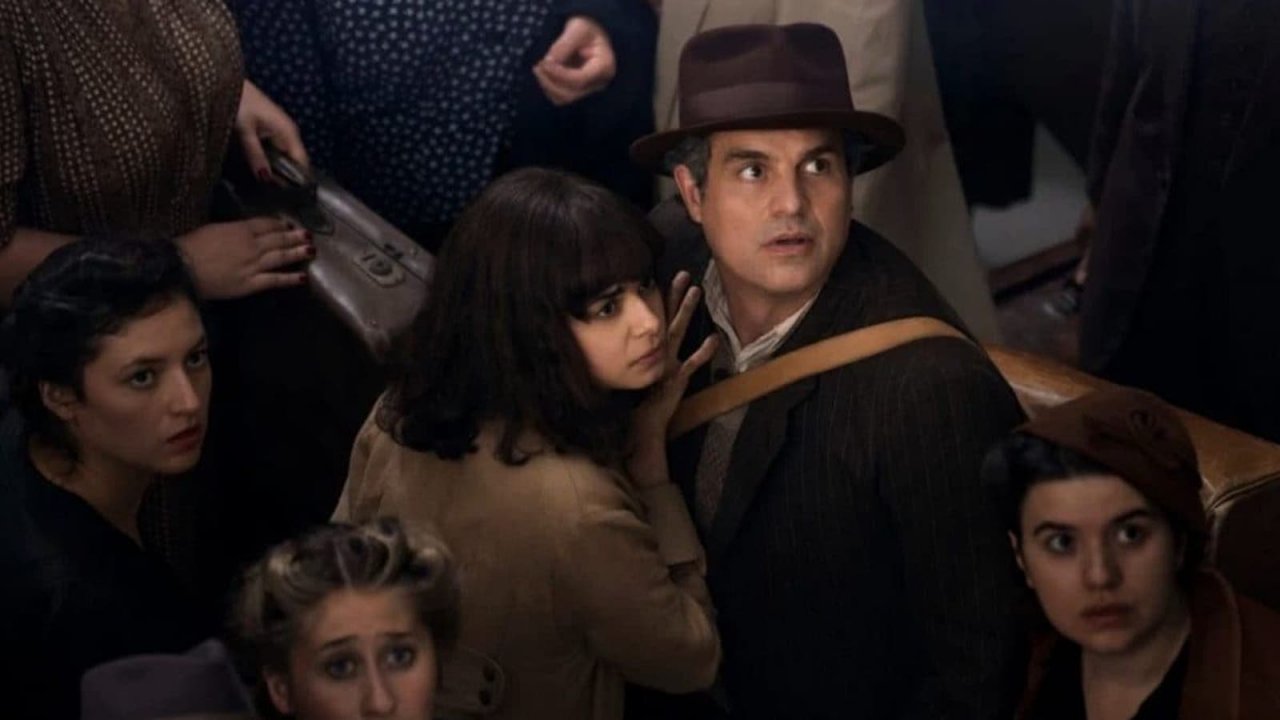 Tutta la luce che non vediamo, svelato il punteggio Rotten Tomatoes della serie Netflix: è pessimo