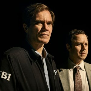 Waco: il processo - Michael Shannon in una scena