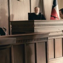 Waco: il processo - una scena della serie