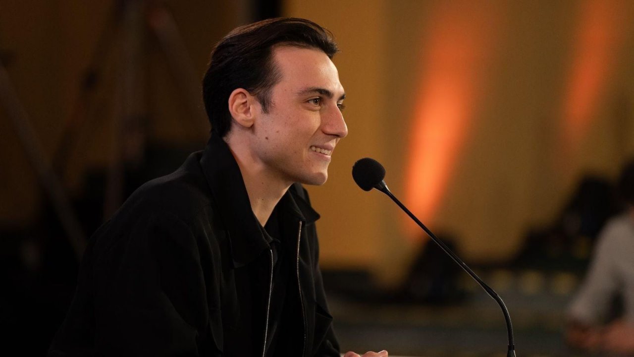 Matteo Paolillo a La Conferenza Stampa: 'Vi spiego il segreto di Mare Fuori e il futuro di Ciro'