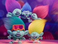 Trolls 3 - Tutti insieme, recensione: lunga vita al pop!