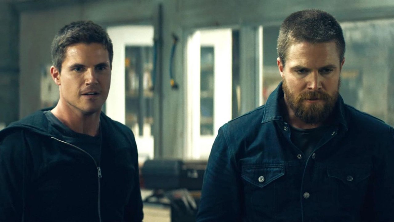Code 8 Parte II: il teaser del sequel del film sci-fi con Stephen e Robbie Amell
