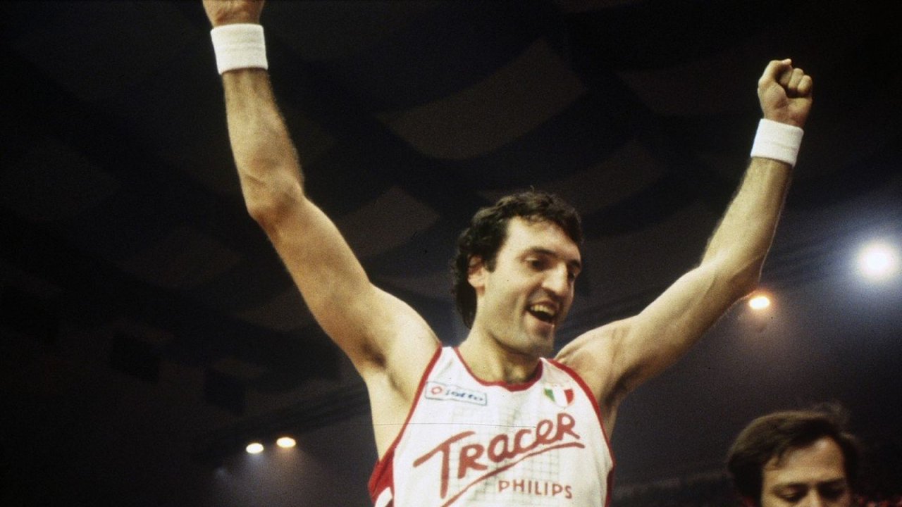 Dino Meneghin. Storia di una leggenda, ecco dove e quando incontrare il campione di basket in tour