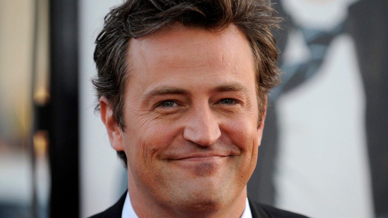 Matthew Perry: i migliori film e le più amate serie tv del compianto attore