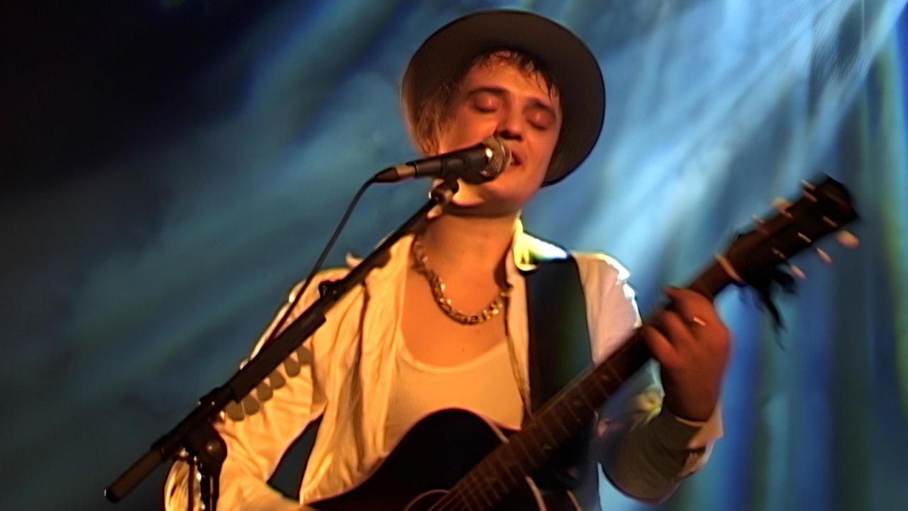Pete Doherty ospite al Festival dei Popoli 2023 col biopic Stranger in my own skin e un live showcase