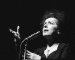 Edith Piaf: Warner Music ricreerà voce e volto dell'artista con l'IA per un biopic