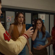 Thanksgiving: Karen Cliche, Tomaso Sanelli, Nell Verlaque, Gabriel Davenport, Addison Rae in una scena del film