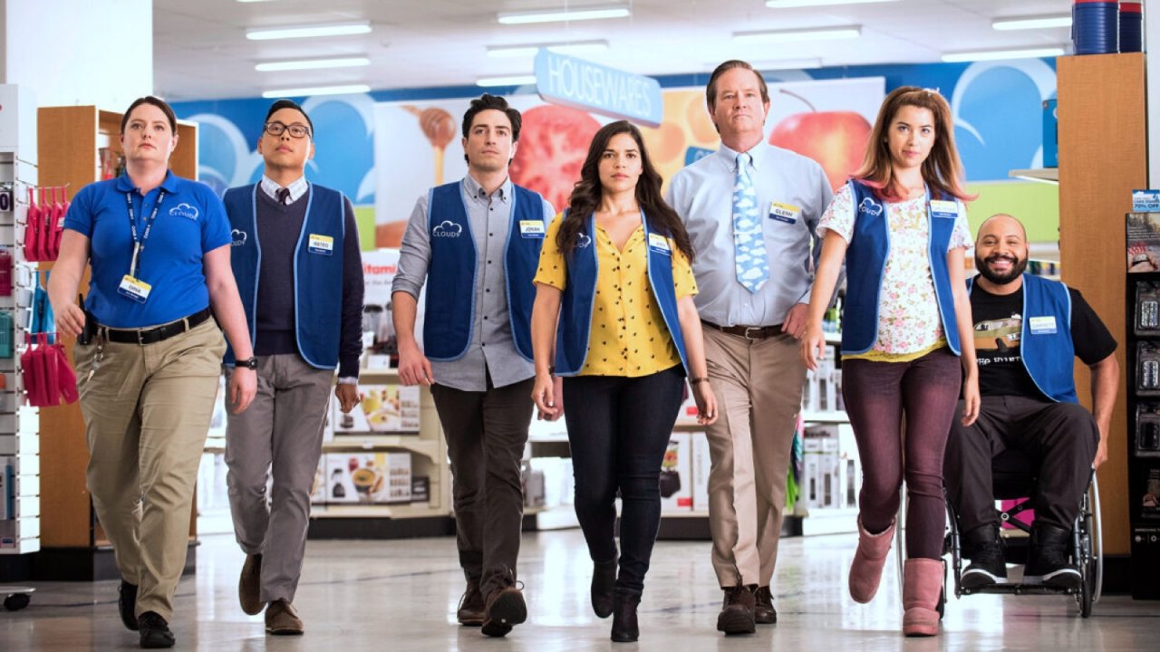 Le offerte del Black Friday al cinema e nelle serie: da Superstore a Kevin James