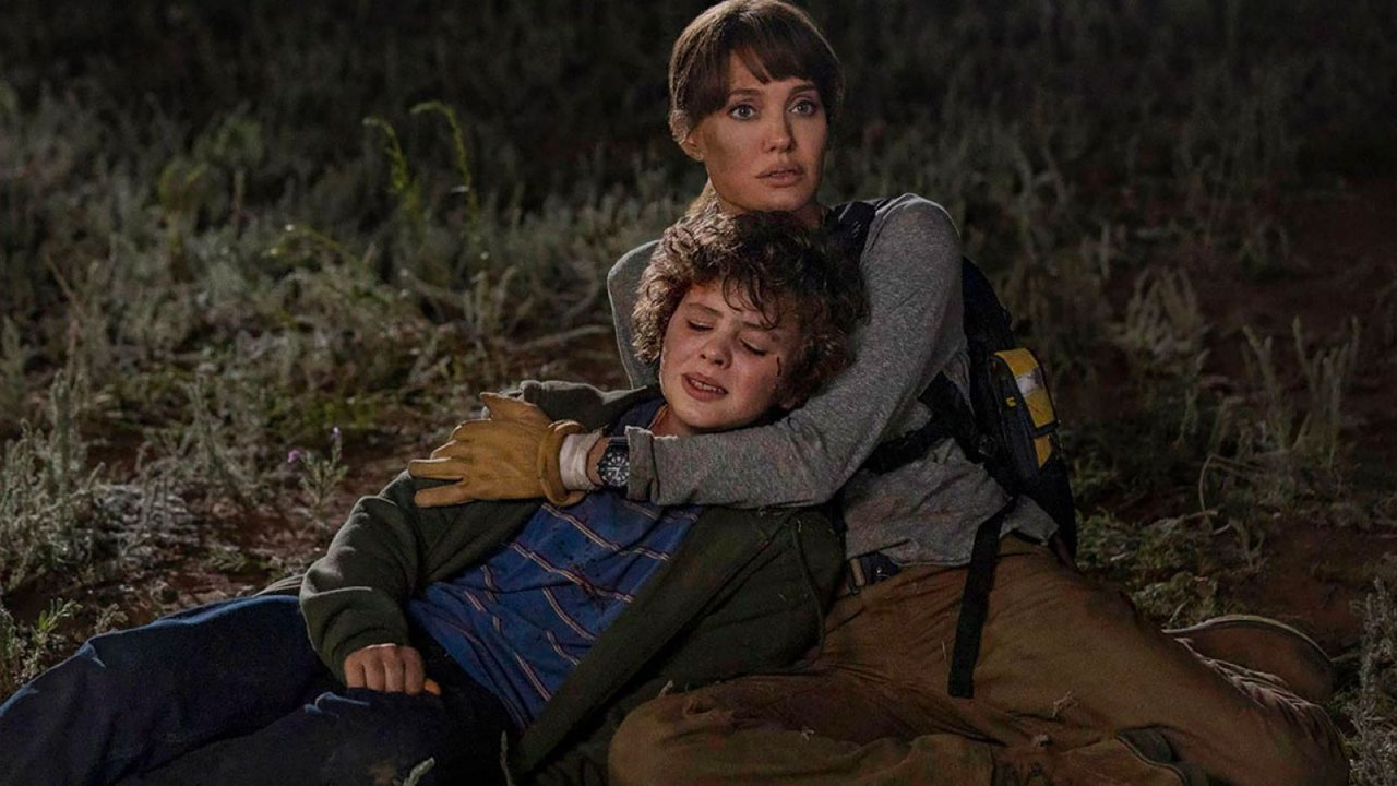 Quelli che mi vogliono morto stasera su Rai 2 trama e cast del thriller con Angelina Jolie