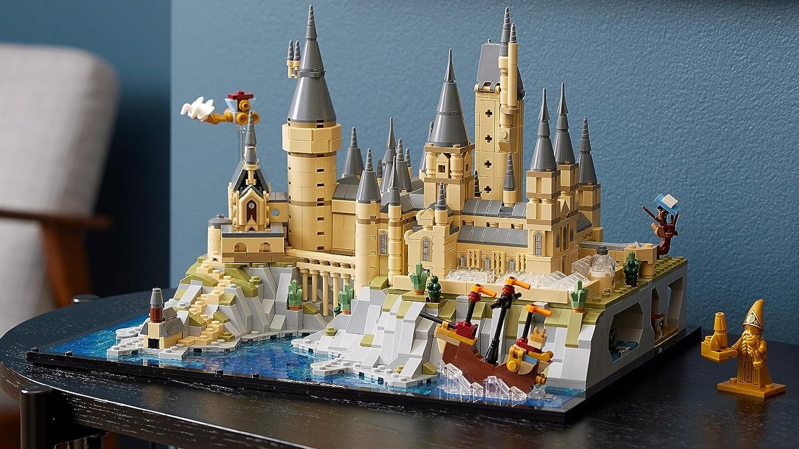Harry Potter: il set LEGO del castello di Hogwarts è in offerta su Amazon, vediamo il prezzo